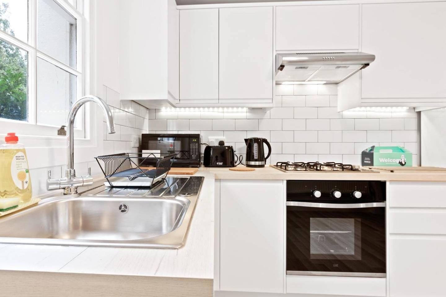 Airy Spacious 1 Bedroom Aprtment With Garden In Brixton London Luaran gambar
